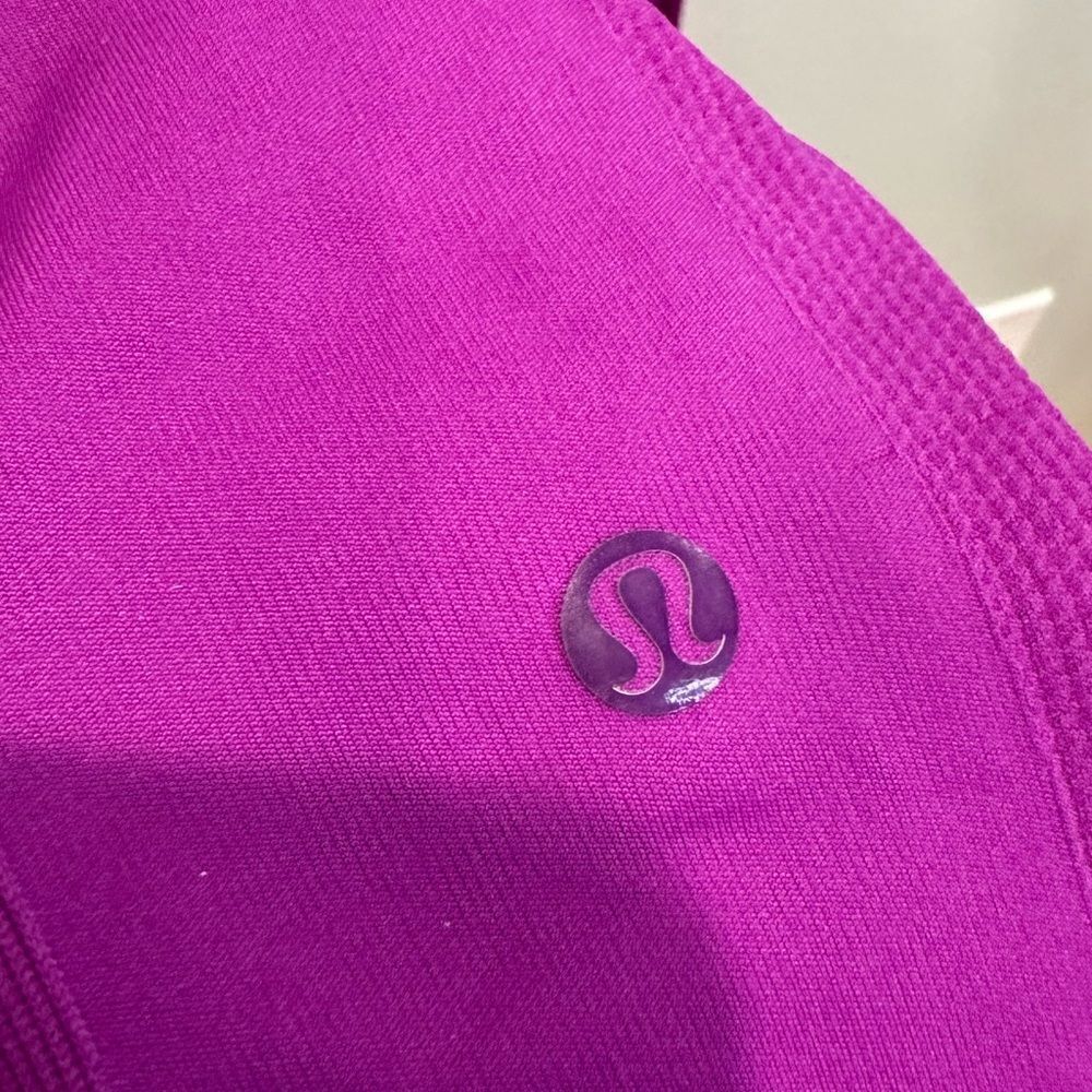 Lululemon zone in tight ultra violet size 4 - Picture 6 of 6